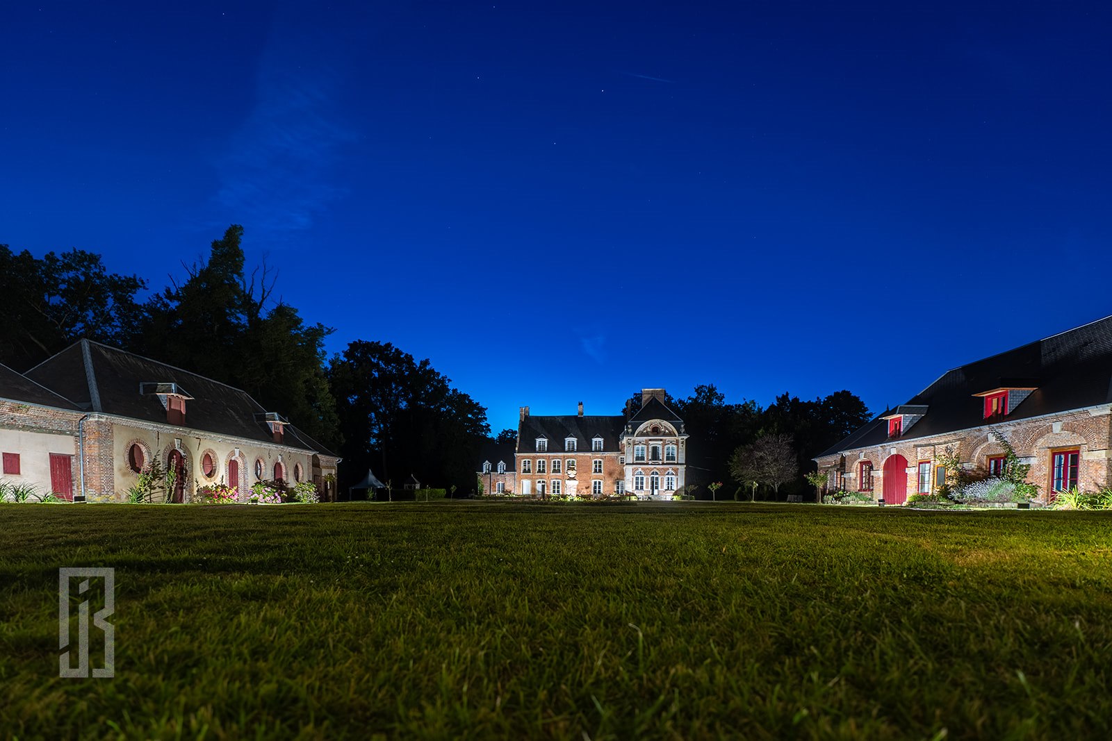 Invités au dîner de mariage au Château de Lihus — Photo Julien Briche
